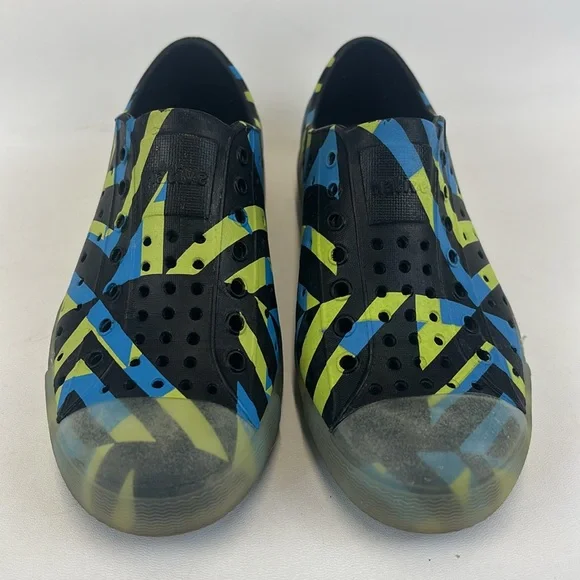 NATIVE Jefferson Glow Waterproof SlipOn Shoes Size J1 - Picture 2 of 9